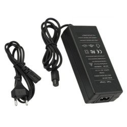 Carregador Saída 42V GX12 3 pinos fêmea