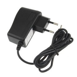 Sortie du chargeur 9 V 2 A, connecteur 2,5 mm x 0,7 mm